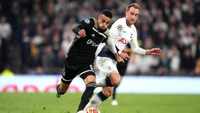 Salut! Pemain Muslim Ajax Bakal Tetap Puasa Meski Bertanding Lawan Spurs di Liga Champions