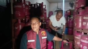 Polda Riau Bongkar Praktik Pengoplosan Gas Elpiji 3 Kg ke Tabung Non Subsidi