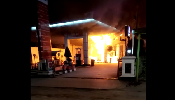 SPBU Ababil  Sukajadi Terbakar Tengah Malam Tadi