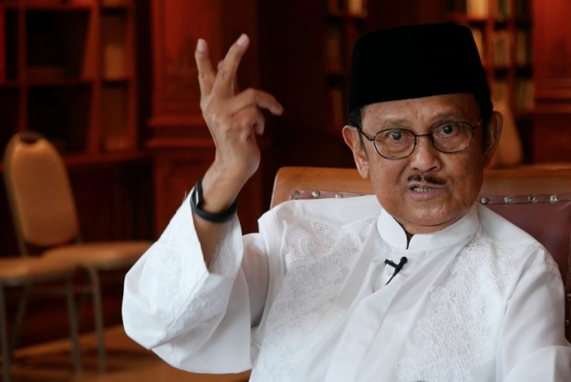 Ditanya Siapa yang Menang 01 atau 02, Habibie Jawab Begini...