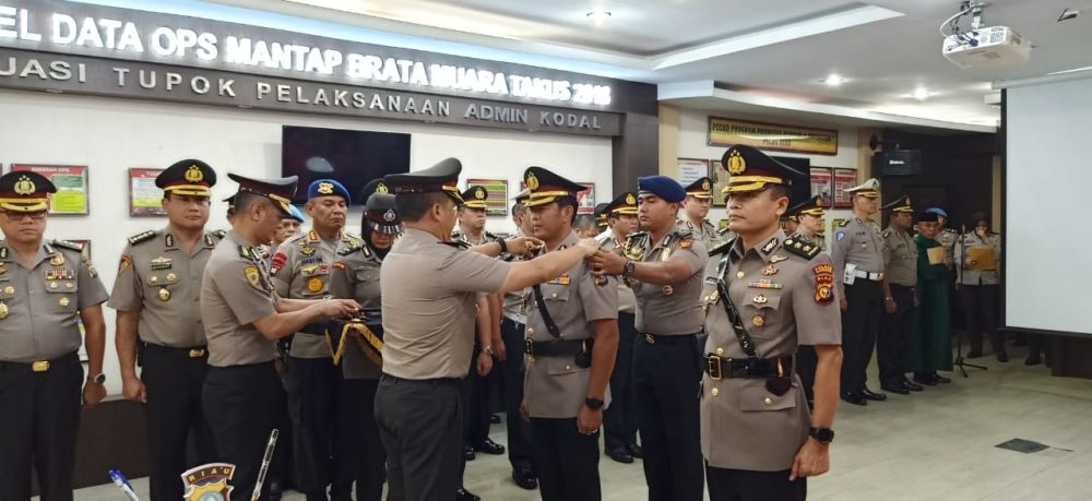 Kapolda Riau Pimpin Upacara Sertijab Kapolres Kampar