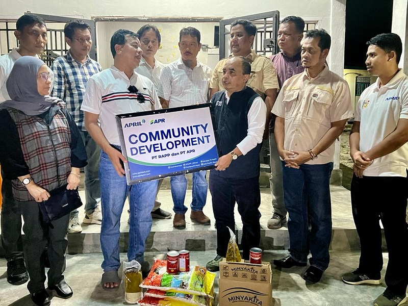 RAPP Serahkan Bantuan 7,4 Ton Logistik untuk  Warga Kampar dan Kuansing Yang Terdampak Banjir