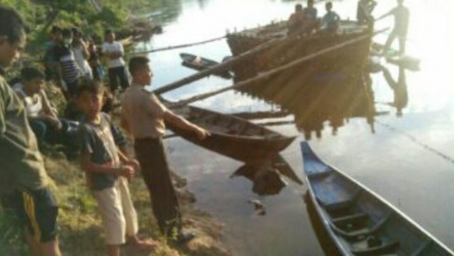 Warga Rumbio Jaya Geger, Mayat Pria mengapung di Tepi Sungai Kampar