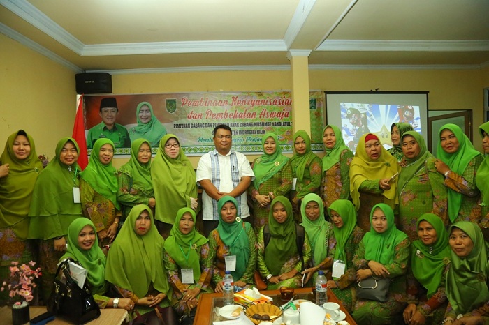Zulaikhah Wardan Tutup Pelatihan Muslimat NU Inhil