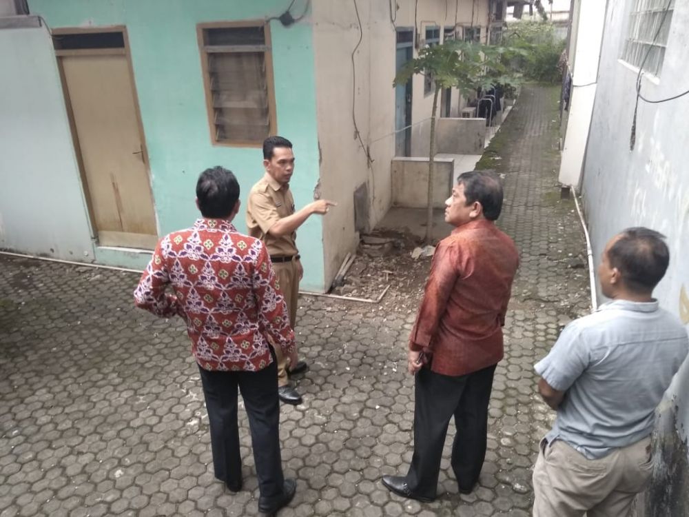 Sekda Yan Prana Ngaku Prihatin Saat  Tinjau Bangunan Mess Pemprov Riau di Jakarta
