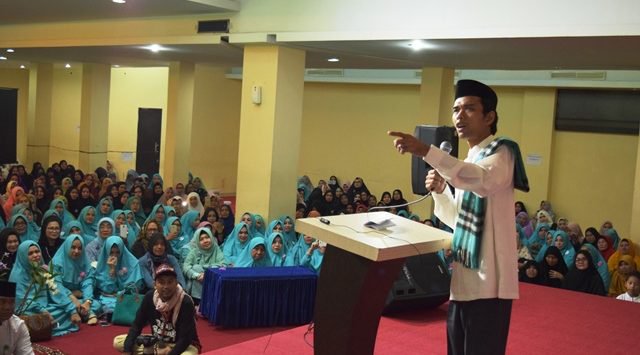 Ceramah di Medan, Ustadz Abdul Somad Sebut Pendidikan Jadi Solusi Kemajuan dan Kemuliaan Islam