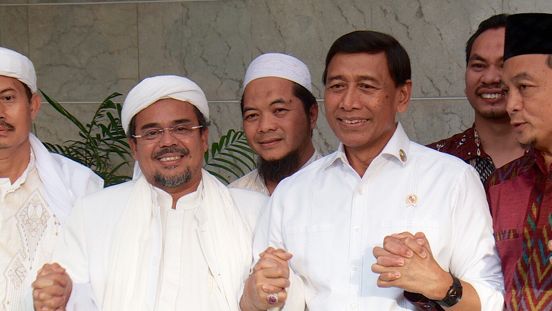 Ngaku Berteman Sejak Muda dengan Habib Rizieq,  Wiranto: Ayo, Kembali ke Jalan yang Benar!