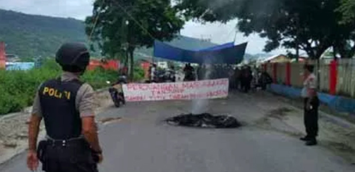 TEGAS...Gara-gara Bubarkan Pengajian Ibu-ibu dengan Tembakan Gas Air Mata, Kapolres Resmi Dicopot, Kapolda Diperiksa Propam
