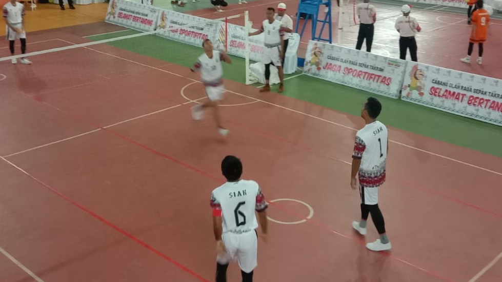 Kota Pekanbaru Cabor Takraw Putra Putri Berhasil Tundukan Kabupaten Siak