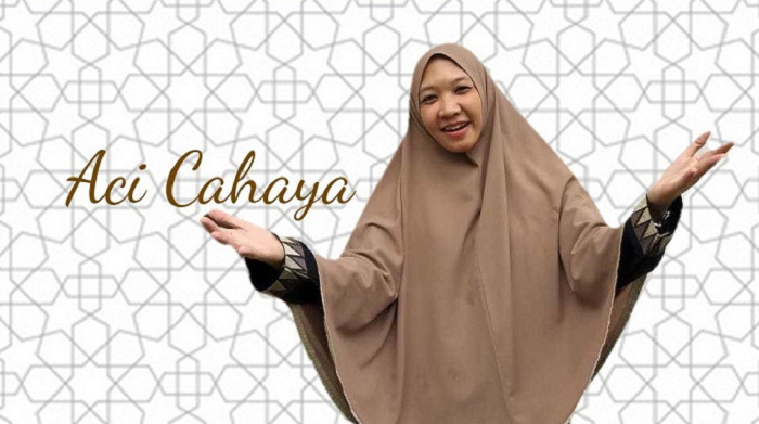 Penyanyi Religi Asal Pekanbaru ‘Aci Cahaya’ Ajak  Milenial Ikut Festival IslamicTunes Batubara
