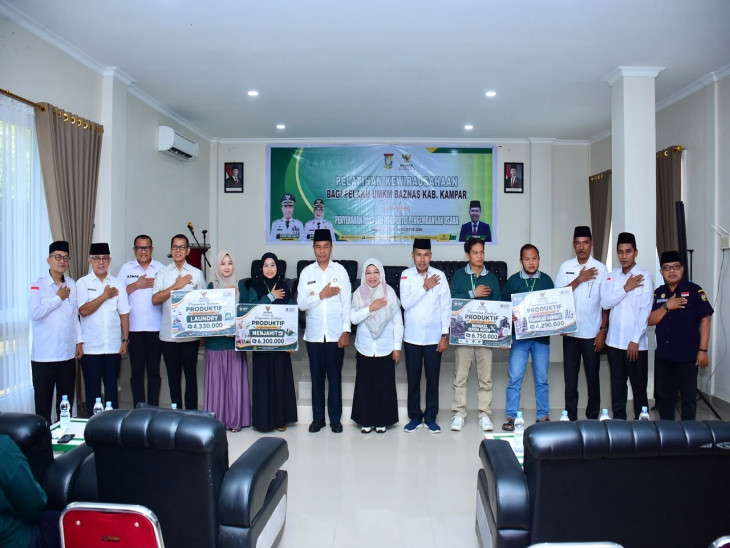 Tingkatkan Kesejahteraan Melalui Pelatihan Usaha Baznas, Bupati Kampar Buka secara Resmi Pelatihan Kewirausahaan Sekaligus Serahkan Bantuan Kepada Mustahik