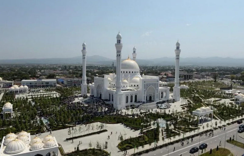 Subhanallah! Cantiknya Masjid Nabi Muhammad di Chechnya, Terbesar di Eropa, Bisa Tampung 30 Ribu Jamaah