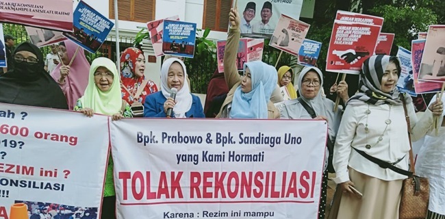 Prabowo akan Temui Pendukung yang Marah karena Pertemuan dengan Jokowi