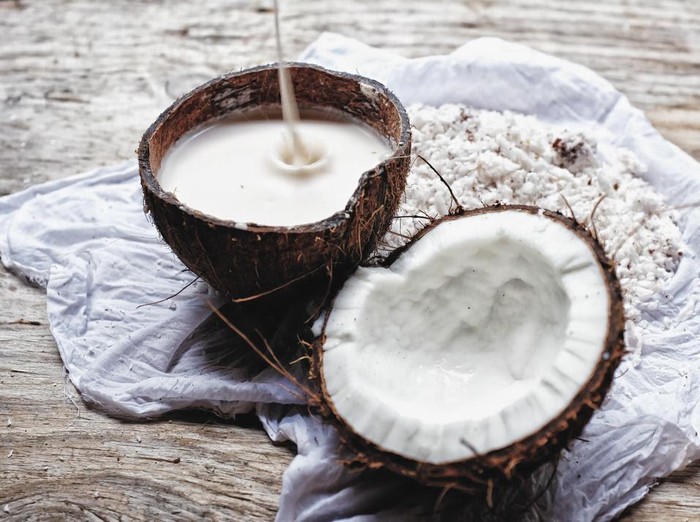 Jarang Diketahui, 3 Nutrisi dalam Manis & Gurihnya Olahan Santan