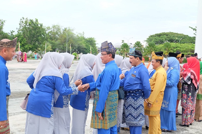 Bupati HM Wardan Pimpin Upacara Pencanangan Penguatan Muatan Lokal Budaya Melayu