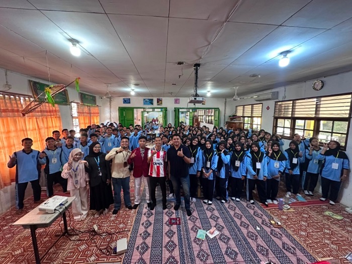 MPLS, Diskominfotiksan Dumai Bekali 288 Siswa Baru Cara Bijak Bermedsos