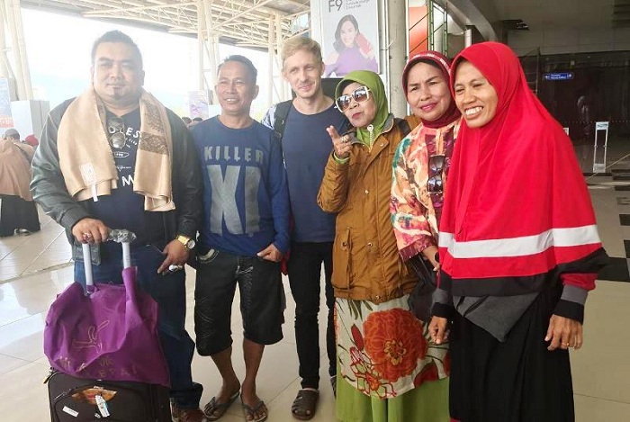 Perwakilan Forum Pemred Riau, APSI & KPJ Terbang ke Palu Bantu Korban Tsunami  