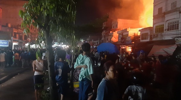 Kebakaran Hebat Luluhlantakkan 80-an Los Pajak Lama Bagan Batu