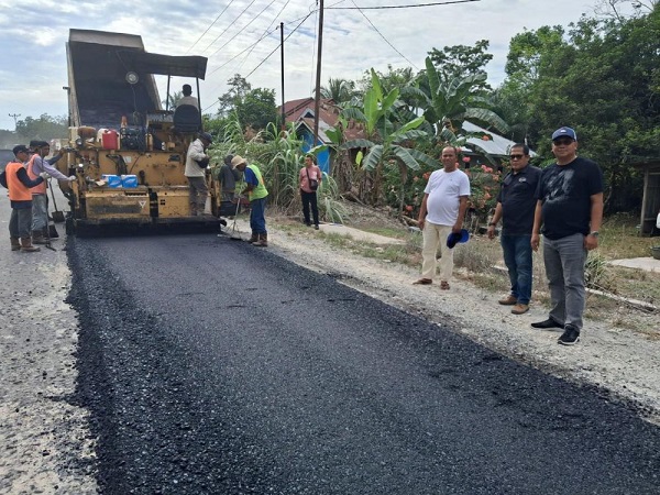 Pemprov Riau Perbaiki Ruas Jalan Telukkuantan - Cerenti