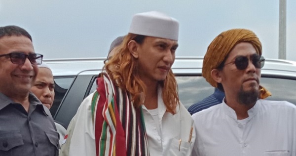 Habib Bahar Bin Smith Jadi Tersangka dan Ditahan di Mapolda Jawa Barat
