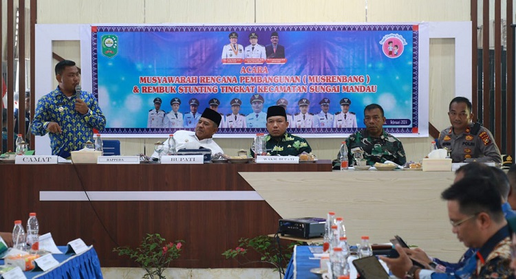 Pemkab Siak Fokus Tangani Perbaikan Jalan Sungai Mandau-Perawang
