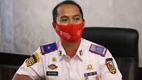 Bakal Dibangun Ulang, Dishub Pekanbaru Hancurkan Beberapa Halte Rusak