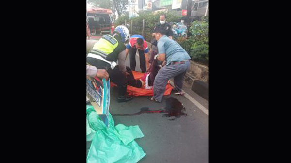 Ngeri! Seorang Wanita Pengendara Motor Ditemukan Tewas dengan Kepala Putus, Diduga...