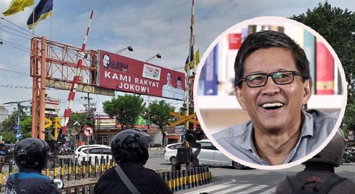 Lihat Baliho 'Kami Rakyat Jokowi', Rocky Gerung: Nggak Masuk Akal...