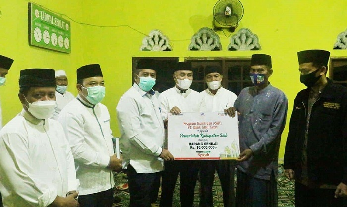Safari Ramadhan dengan Protokol Kesehatan Ketat, Alfedri dan Husni Merza Turun ke Masjid Baiturrahman Tuah Indrapura