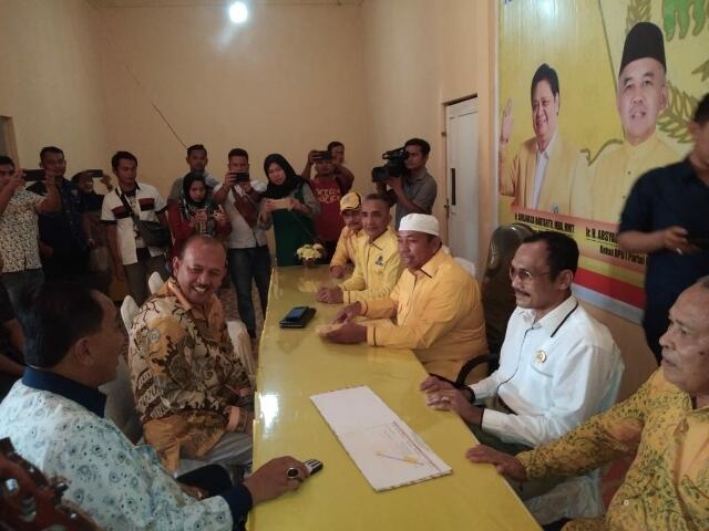Pilkada Rohul 2020, Hamulian dan Tedy Mirza Mendaftar ke Partai Golkar