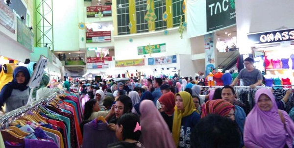 Ditutup Hingga 22 Mei, Tak ada Lagi 'Rezeki Nomplok' Ramadhan di Tanah Abang 