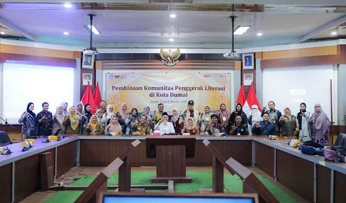 Wali Kota Dumai Ajak Komunitas Literasi Bangkitkan Semangat Membaca Generasi Muda