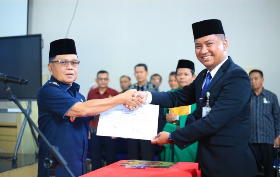 Bupati Asmar Lantik 42 Pejabat, Tekankan Integritas dan Kinerja Profesional