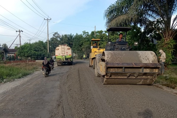 Pemprov Riau Siapkan Anggaran Rp37 Miliar Perbaiki Ruas Jalan Cerenti-Air Molek