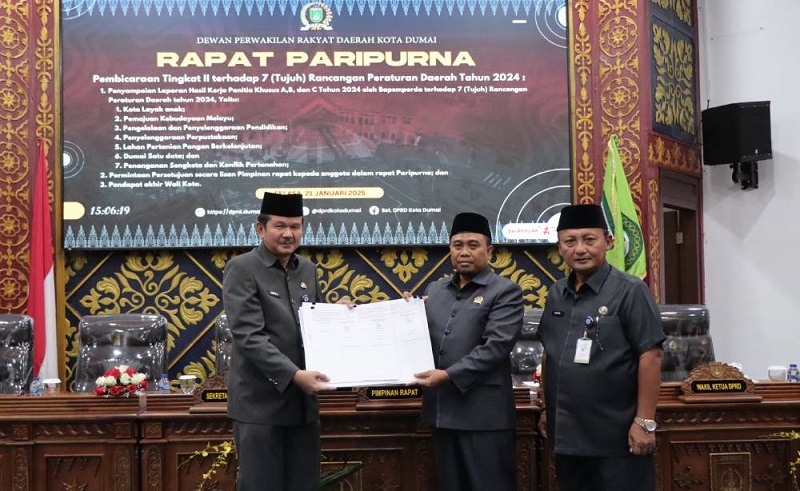 DPRD Dumai Gelar Rapat Paripurna Pembahasan Laporan Hasil Kerja Pansus 7 Ranperda