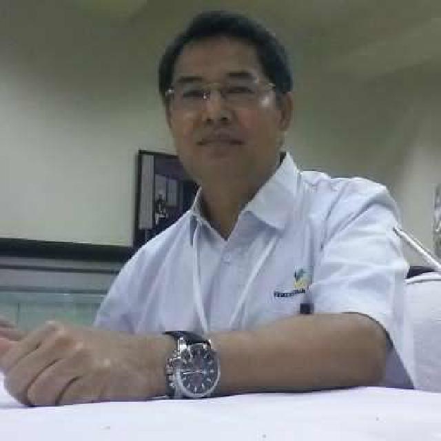 Sabar Ya, Gubri Masih Umrah, Penggunaan APBD Kuansing Bakal Tertunda Lagi