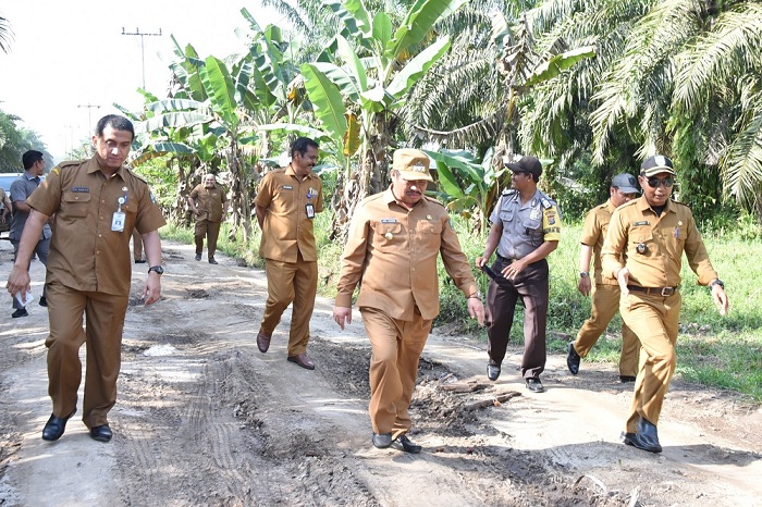 Bupati Amrik Kunker ke Pinggir dan Talang Muandau