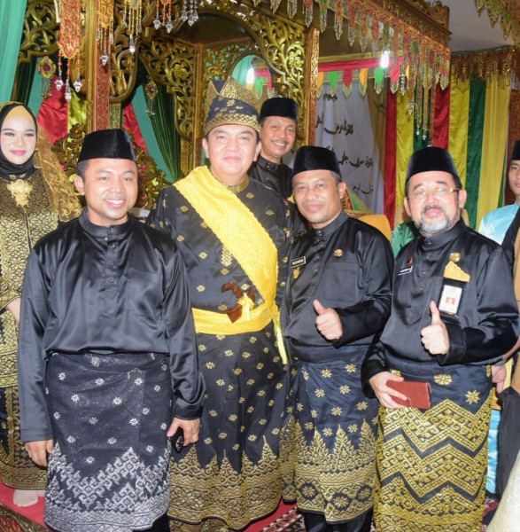 Bupati Kasmarni Ucap Selamat Kepada Kapolda Riau, Atas Penganugerahan Gelar Datuk Seri Jaya Perkasa Setia Negeri