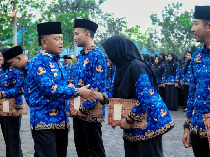 Bupati Meranti Lantik 322 PPPK, Tegaskan Integritas dan Profesionalisme ASN