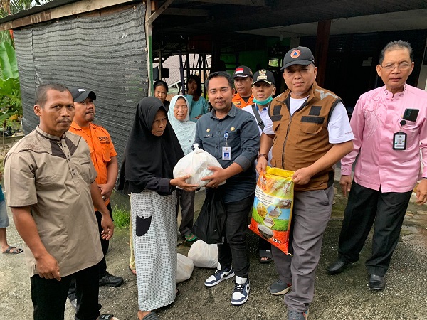 Ribuan Warga Riau Masih Mengungsi Akibat Banjir