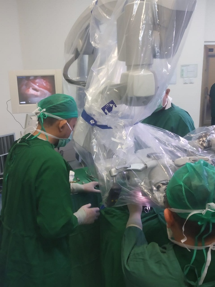 Eka Hospital Pekanbaru Melakukan Operasi Cochlear Implant Pertama Kali di Riau
