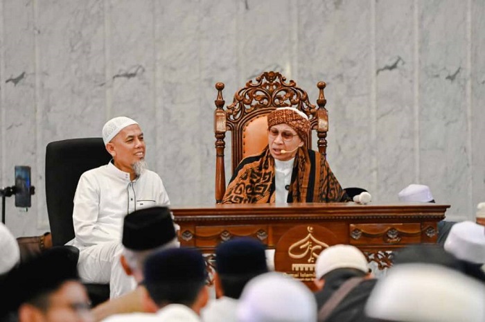 Buya Yahya: Jadikan Pernikahan Jalan untuk Dekat dengan Allah dan Orang Tua