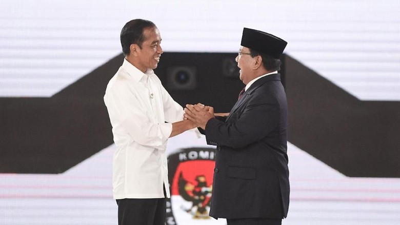 Biar Damai, Yunarto Usul Jokowi dan Prabowo 'Dihukum Gak' Boleh Ikut Pemilu 2024, Netizen Balas Begini