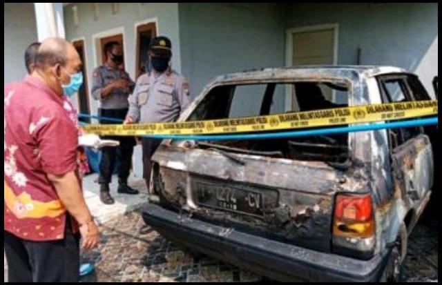 Tragis! Pemilik Pergi Lebaran, Dua Balita Tetangga Tewas Terpanggang dalam Sedan, Begini Kejadiannya