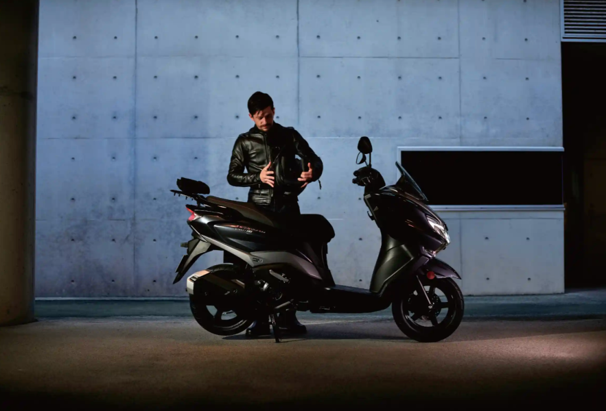 Suzuki Burgman Street 125EX, Skutik Modern yang Cocok untuk Kebutuhan Berkendara di Riau