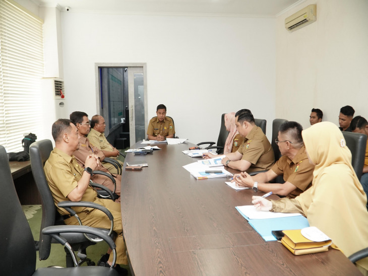 Bupati Kampar Pimpin Rapat Ekspose Kegiatan Pemetaan Kebutuhan Kepala Sekolah dan Revitalisasi Pembangunan PAUD, SD, dan SMP pada APBN 2025