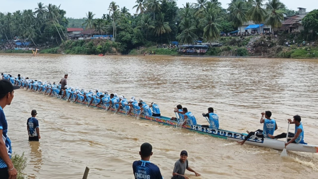Bhabinkamtibmas Jadi Timbo Ruang Jalur Endang Rumus, Polisi Hadir dan Menyatu dengan Masyarakat