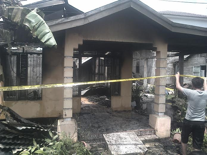 Diduga Korsleting Listrik, Sebuah Rumah di Parit 15 Hangus Terbakar