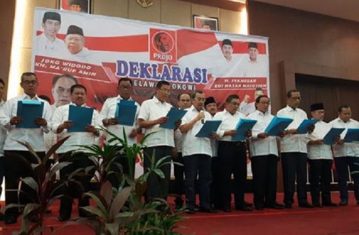 Tak Tanggung-tanggung, 120 Pengacara Disiapkan Bela 12 Kepala Daerah di Riau yang Dukung Jokowi