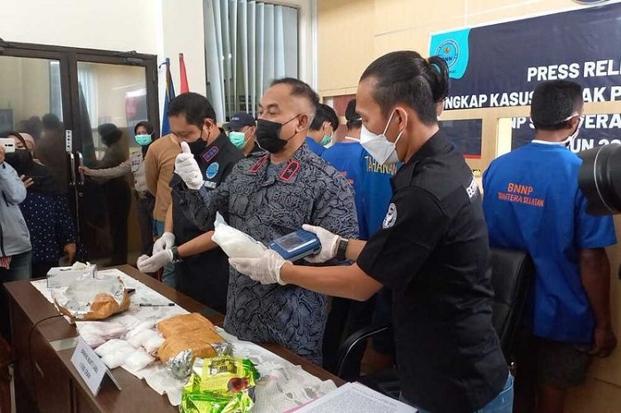 Selundupkan Sabu dari Riau ke Sumsel Lewat Jalan Tol, 2 Orang Ditangkap